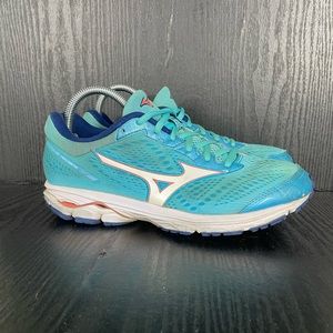 Mizuno Wave Rider 22 Women’s size 8.5